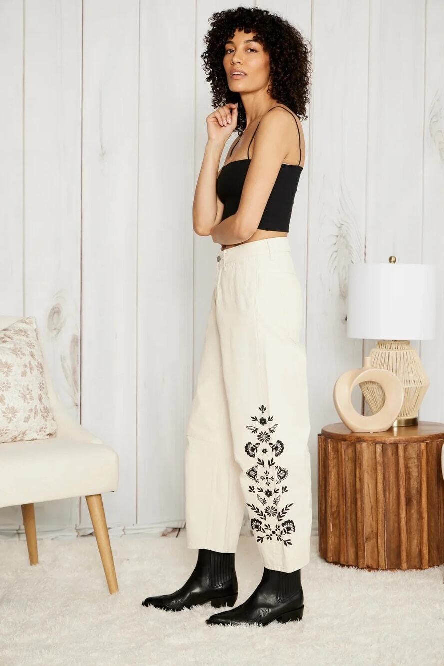 NWT Driftwood Barbara x Nordic High Rise Barrel Jeans Size 33 Boho Embroidered